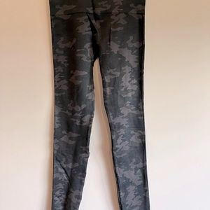 Spanx leggings sz M